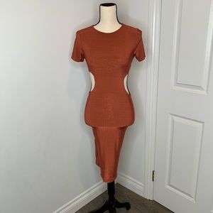 Missguided Short sleeve lined cut out waist dress